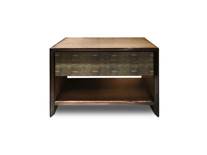 M818 Nightstands