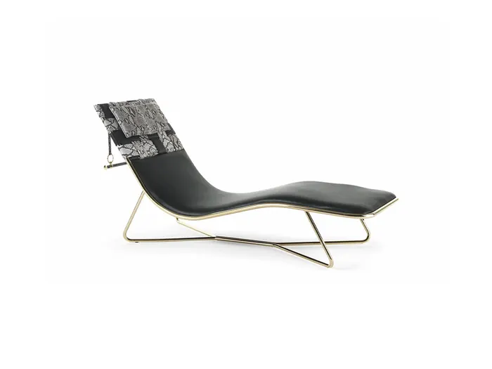 S827 Lounge Chairs